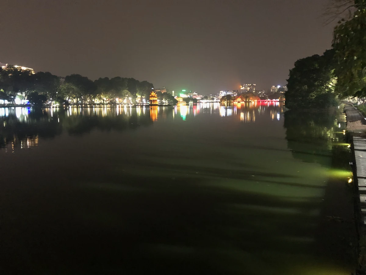 Ảnh tư liệu một đầu hành trình