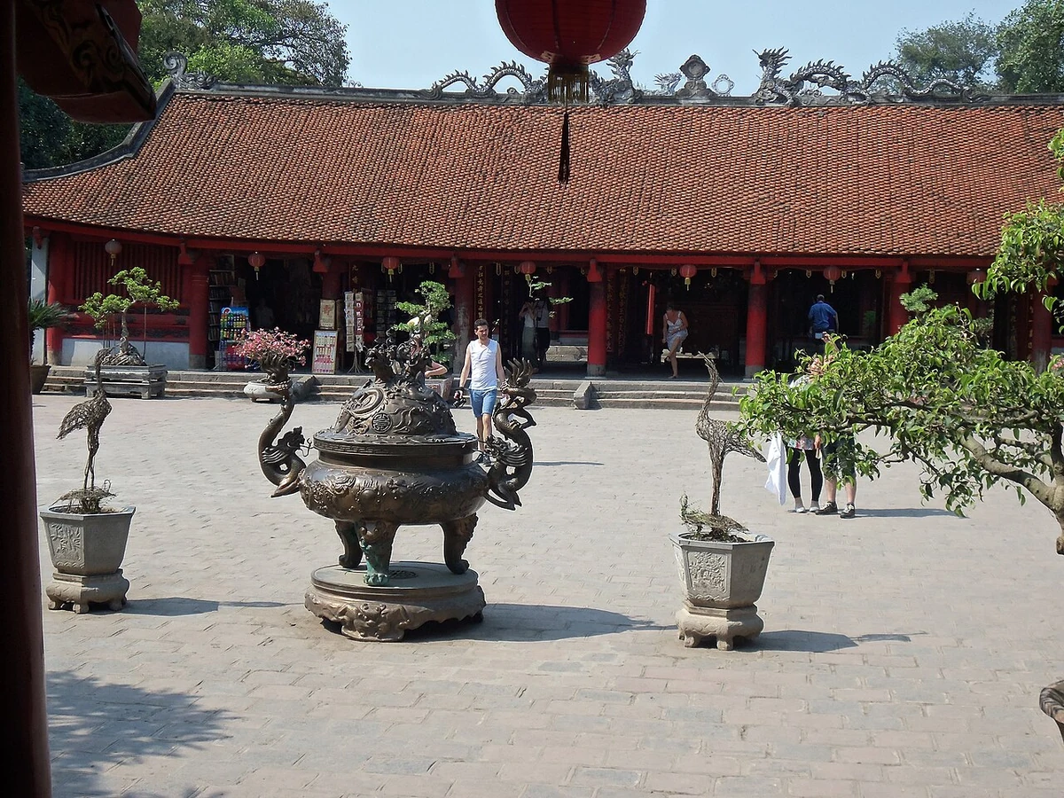 Ảnh tư liệu một đầu hành trình