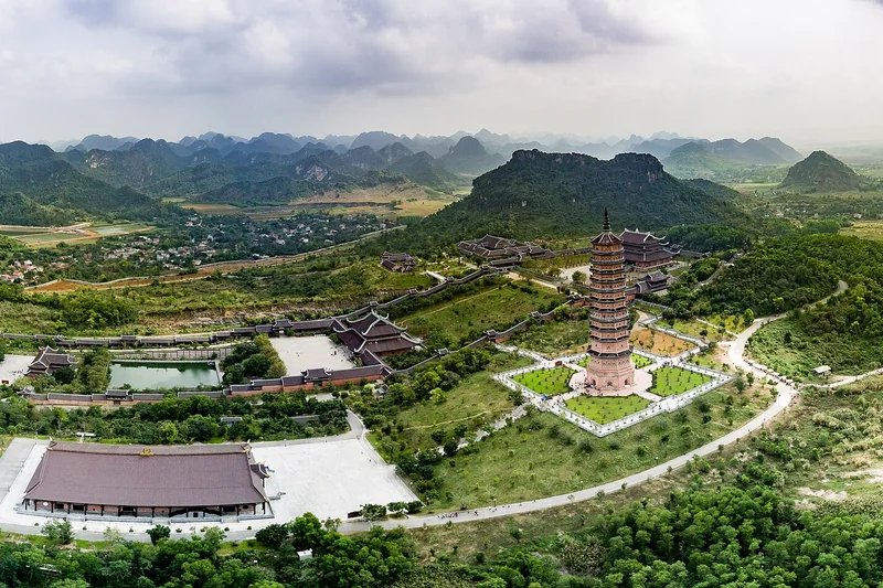 Toàn cảnh khuôn viên chùa Bái Đính
