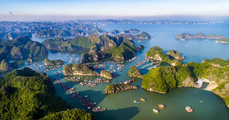 Vịnh Lan Hạ · Cát Bà, Hải Phòng