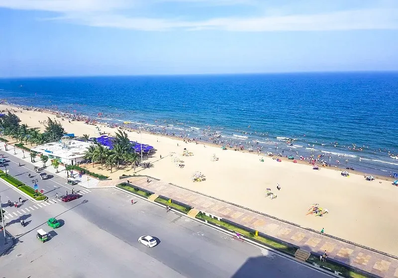 Biển Sầm Sơn nhìn từ trên cao
