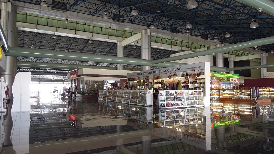 Không gian nhà ga Nội Bài trong ảnh tư liệu minh họa hướng dẫn đón khách — ảnh tư liệu minh họa