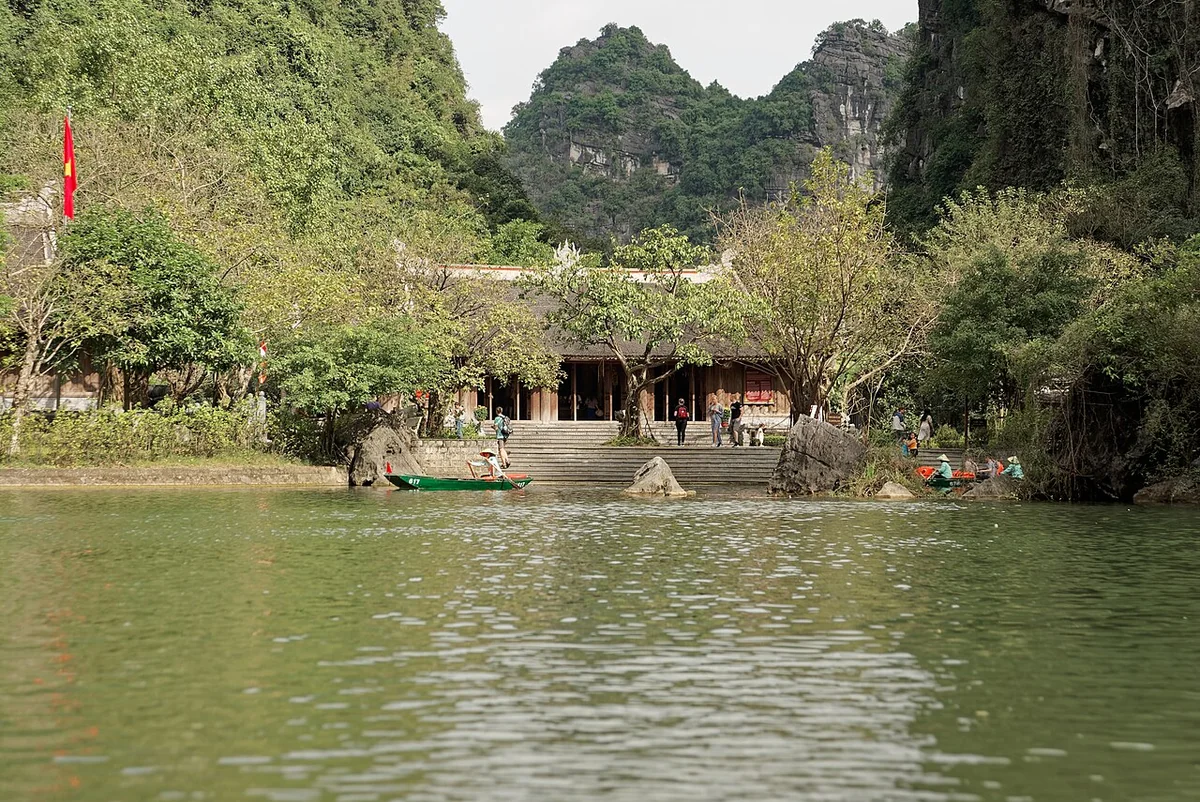Tình huống thuê xe gia đình Hà Nội – Ninh Bình: chuẩn bị để báo giá rõ — ảnh tư liệu minh họa