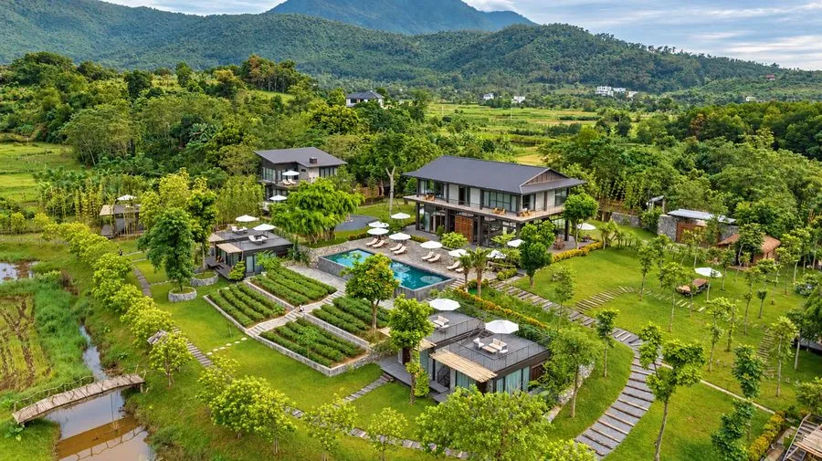 Khuôn viên Làng Quýt Retreat