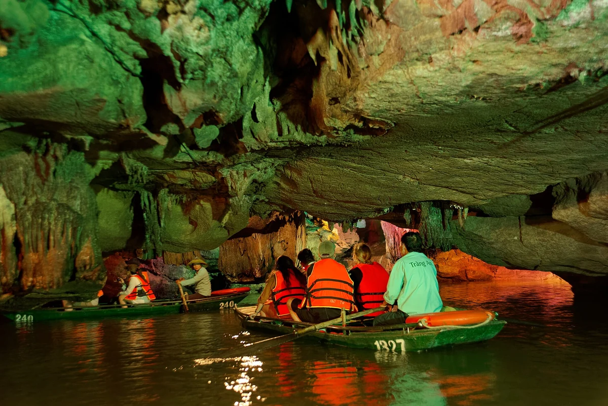 Cảnh quan thuộc quần thể Tràng An tại Ninh Bình