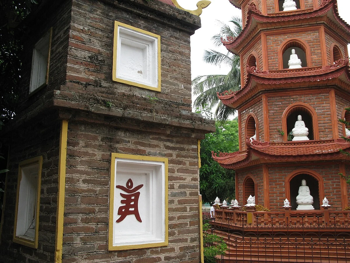 Chùa Trấn Quốc ở Hà Nội