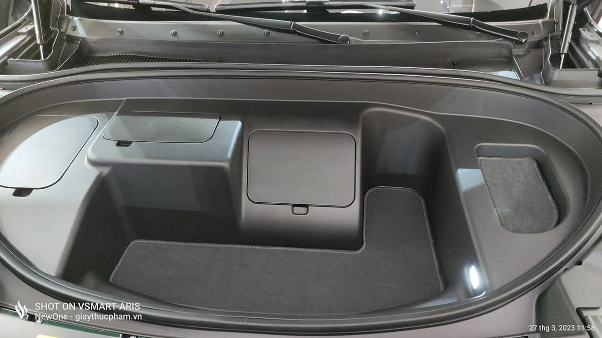 Khoang chứa đồ phía trước của mẫu VinFast VF 9
