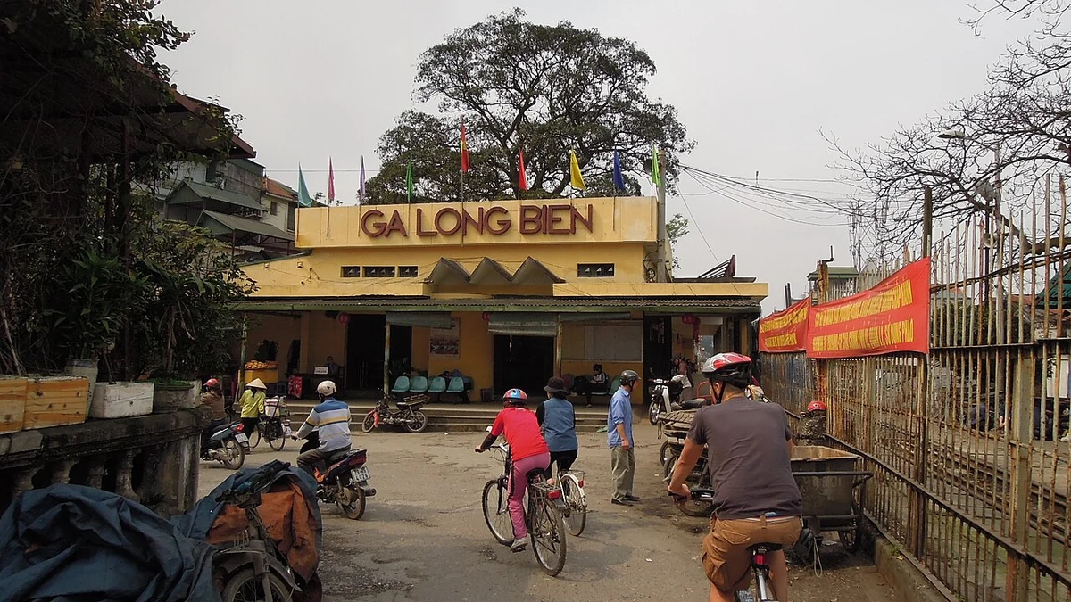 Ga Long Biên tại Hà Nội